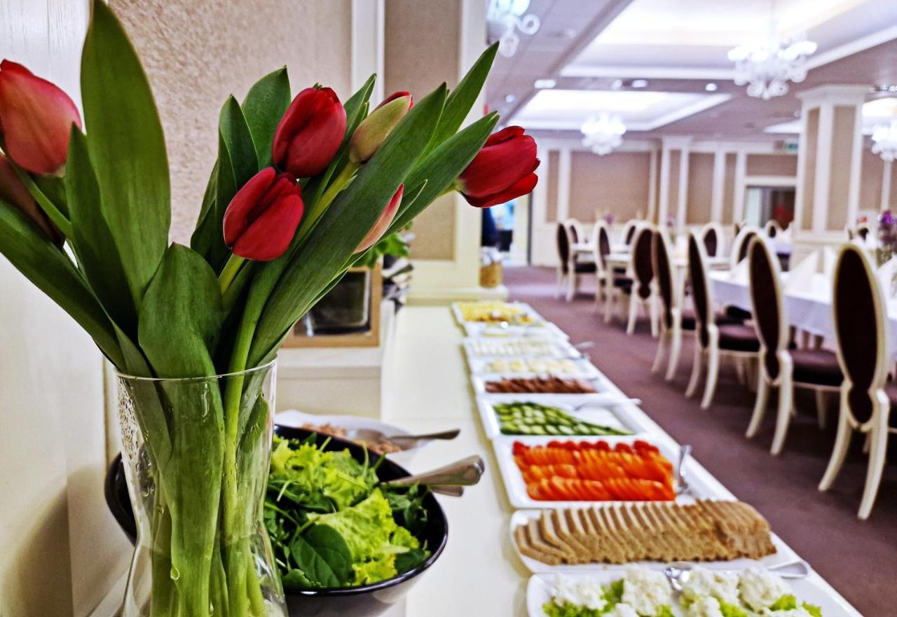 Hotel Prezydencki 4-Star Rzeszow Ngoại thất bức ảnh