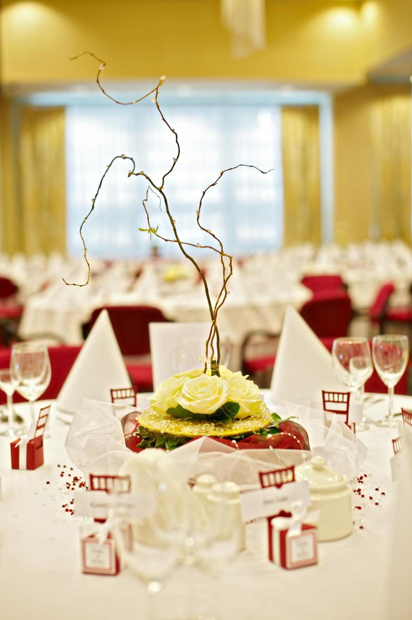 Hotel Prezydencki 4-Star Rzeszow Ngoại thất bức ảnh