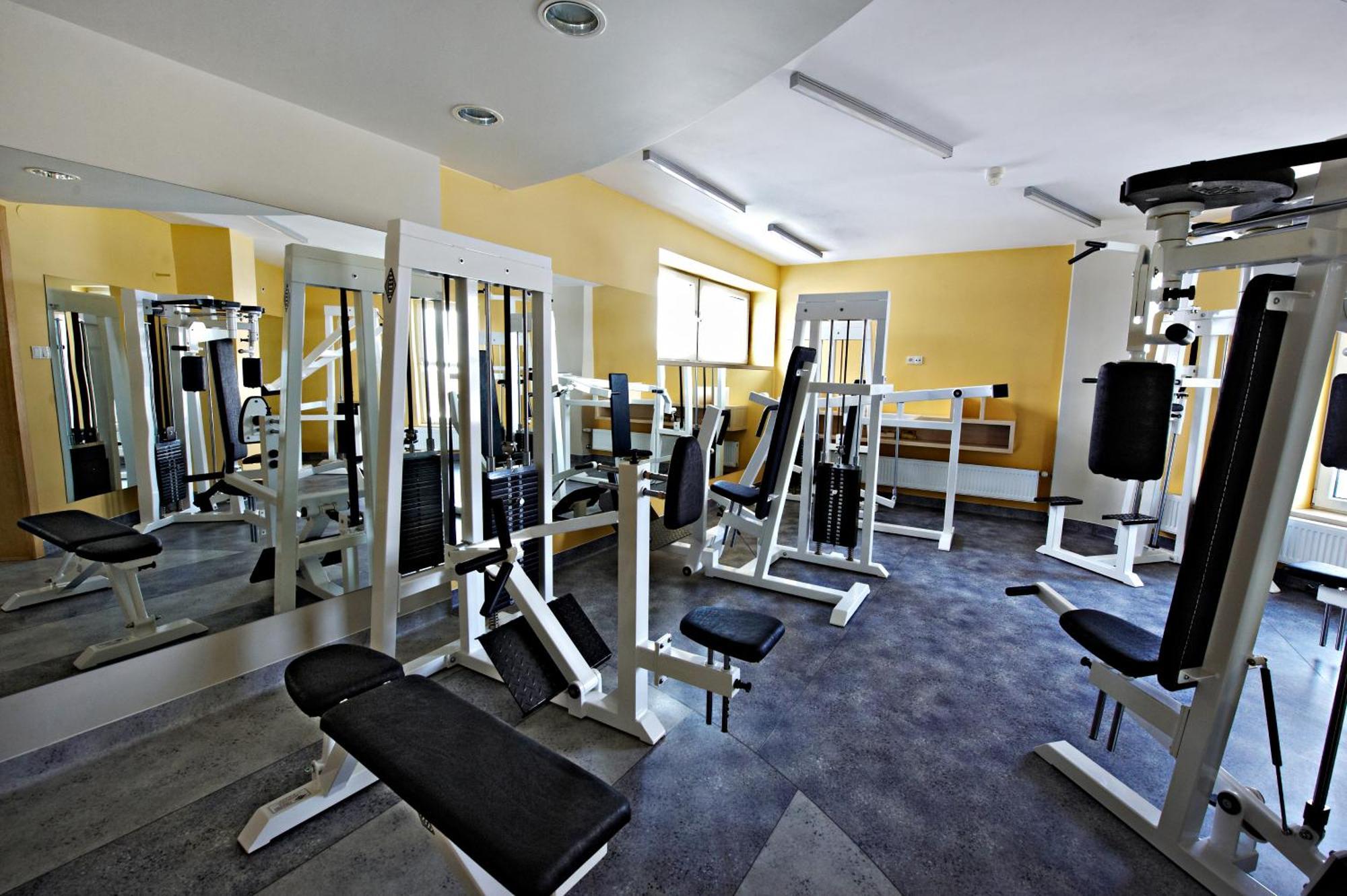 Hotel Prezydencki 4-Star Rzeszow Ngoại thất bức ảnh