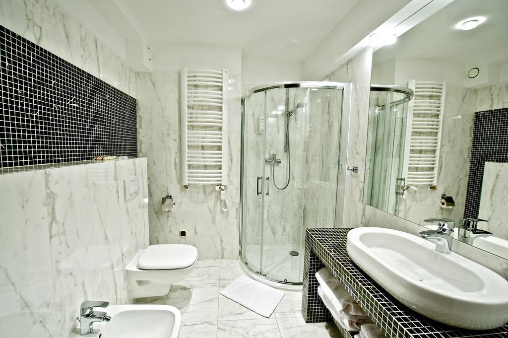 Hotel Prezydencki 4-Star Rzeszow Phòng bức ảnh
